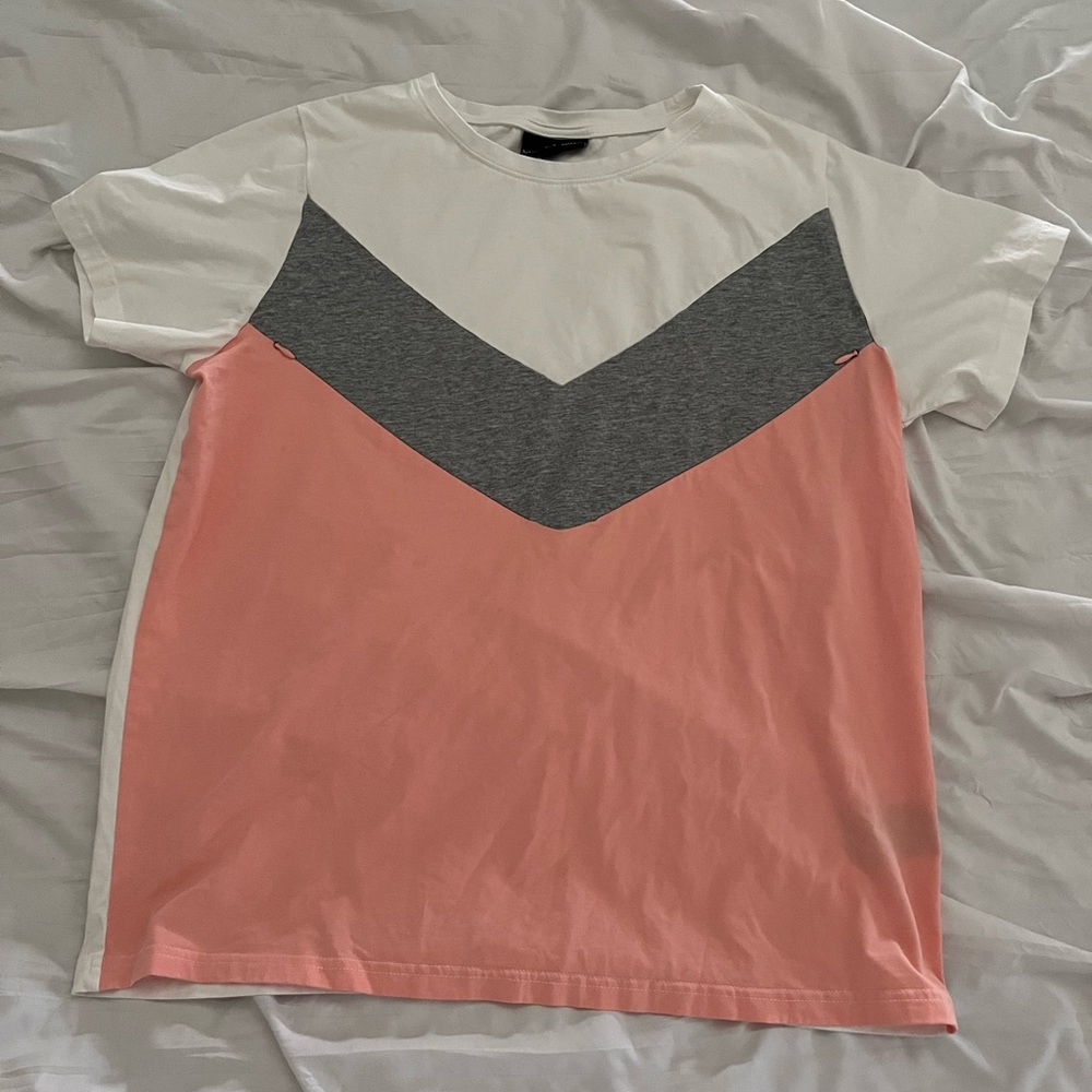 Rarely used Medium Breastfeeding T-Shirt Nursing Queen